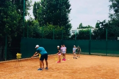 Cursuri de tenis Scoli Gradinite After-school Before-school Cursuri de tenis Scoli Gradinite After-school Before-school